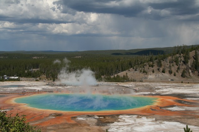 Grand Prismatic Spring gezien van bovenaf